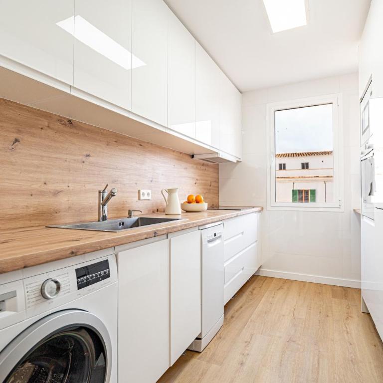 Lonja Old Town Apartment, minimum stay 30 nights, by PriorityVillas - Apartamento con vistas a la ciudad - 21