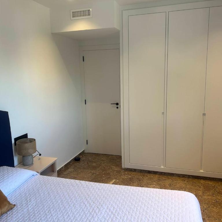 Villa Judith - Six-Bedroom House - 7