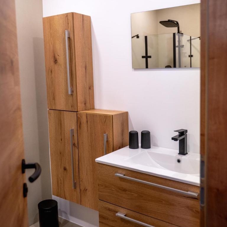 Moderne Ferienwohnung nahe Salzburg & Eugendorf - Apartment - 18