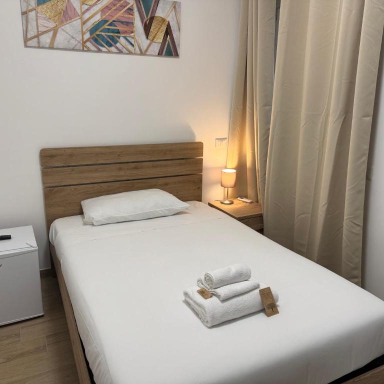 GuestHouse Appia478 - ChiacchioPM - Camera Singola con Bagno Privato - 9