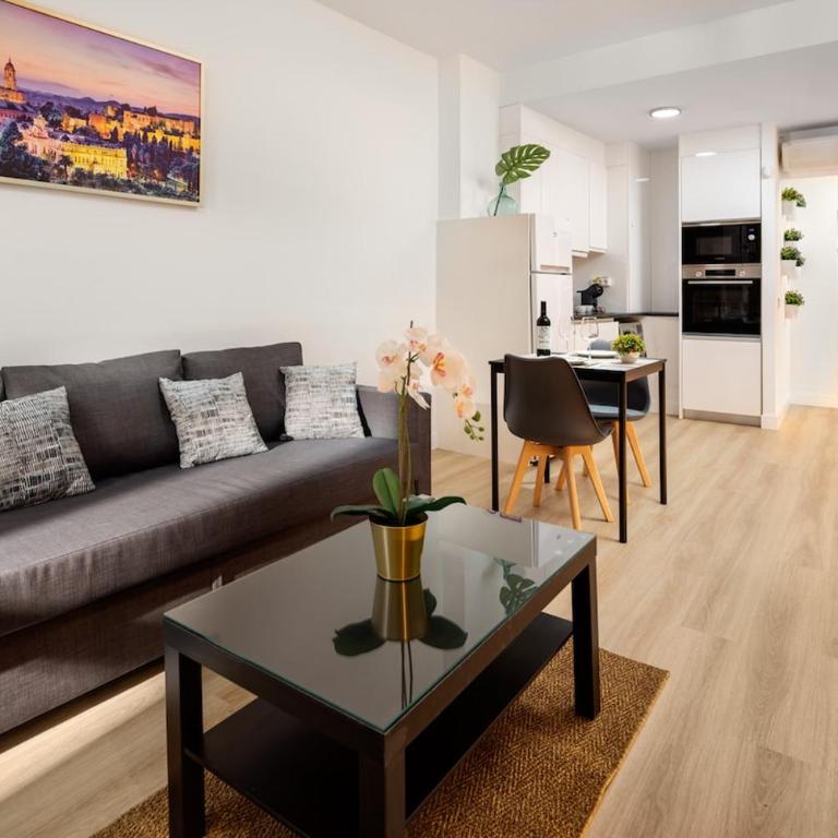 Stylish & Newly Renovated Retreat in Málaga Centre - Apartamento de 1 dormitorio - 10
