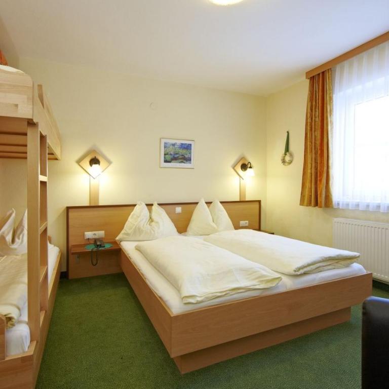 Hotel Kirchboden by Alpeffect Hotels - Vierbettzimmer - 3