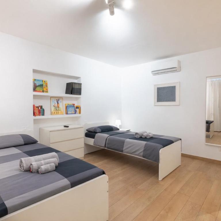 Gastone Rossi 12 ,1- prime residence - Appartamento con 3 Camere da Letto - 23