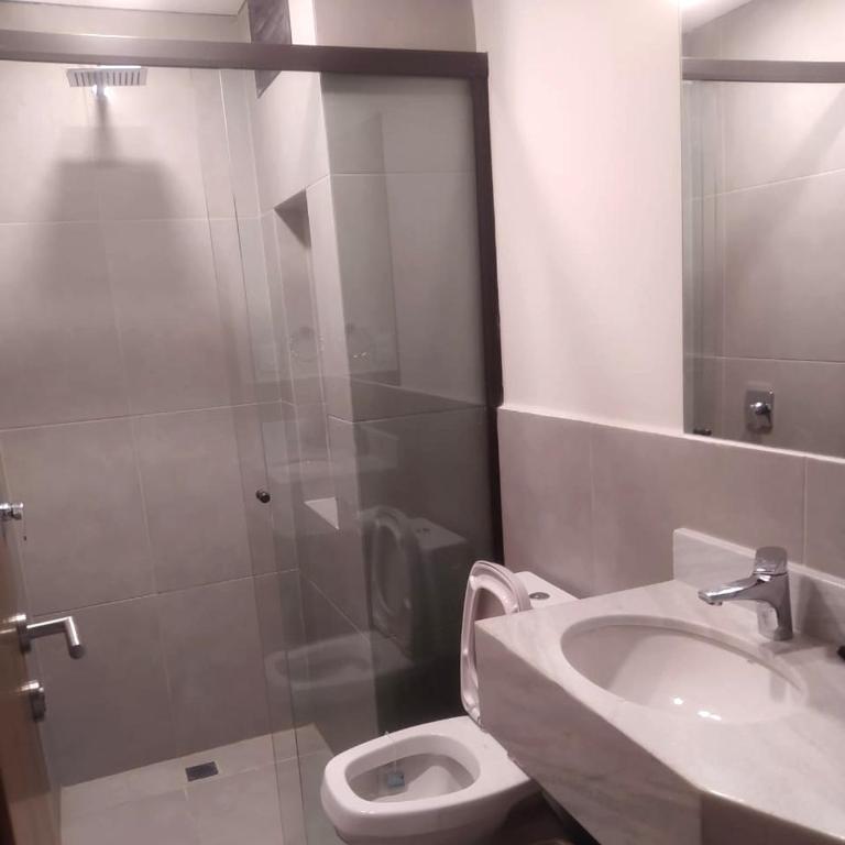 Departamento moderno con piscina rooftop en Asunción - Two-Bedroom Apartment - 9