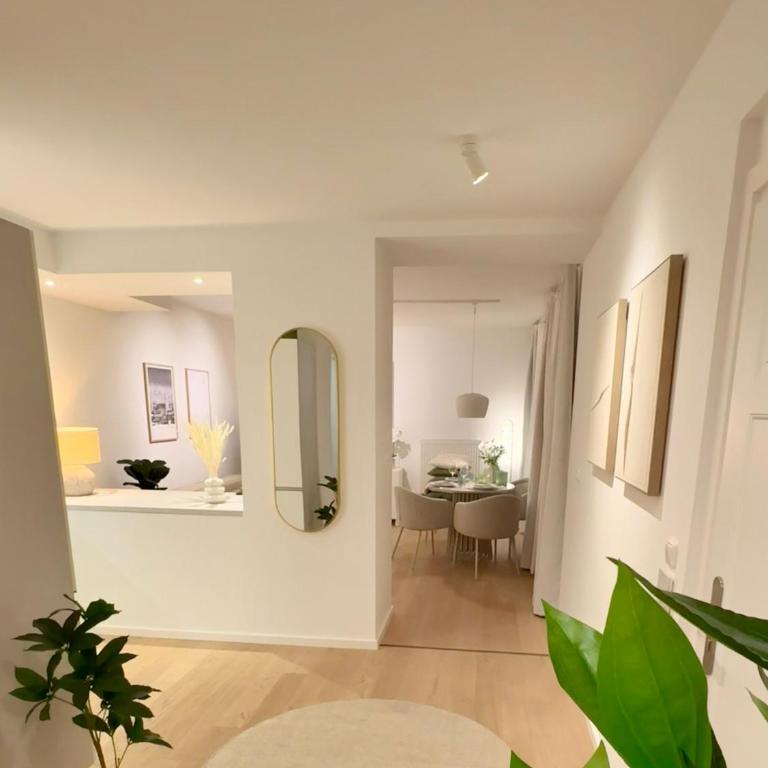 Cozy Apartment with Kitchen and Open Living - Appartamento con 1 Camera da Letto - 40