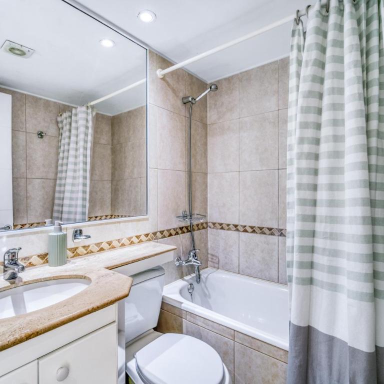 Pacific Terrace 4 Guests & Parking - Two-Bedroom Apartment - 8
