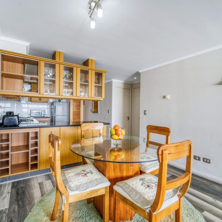 Pacific Terrace 4 Guests & Parking - Two-Bedroom Apartment - 10