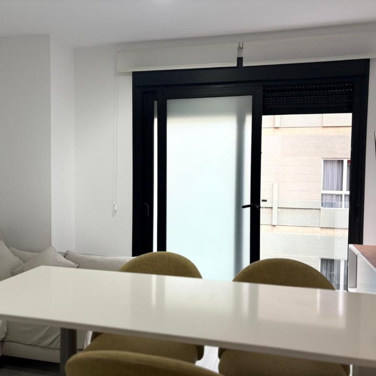 AC2b - Apartamento de 2 dormitorios con balcón - 27