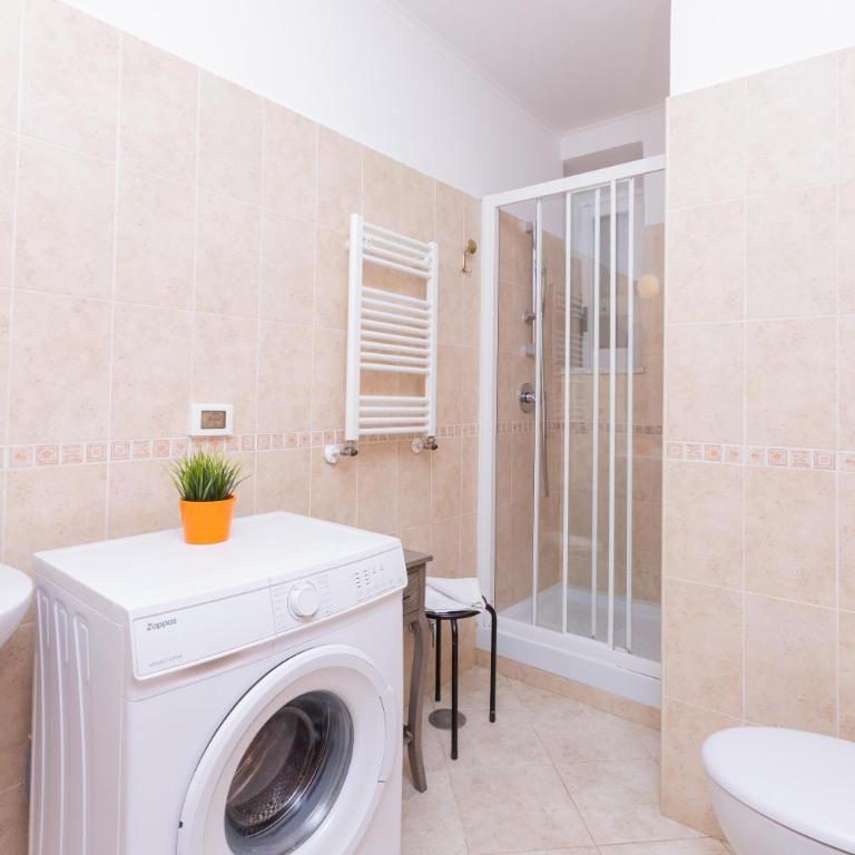 Rental in Rome 2012 Guest House - ZEN16 - Camera Matrimoniale/Doppia con Letti Singoli - 8