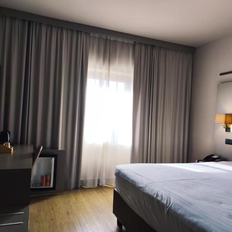 DC HOTEL INTERNATIONAL - Camera Queen - 3