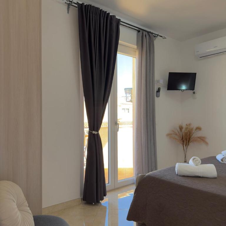 Bonsai - Appartamento con 2 Camere da Letto, Balcone e Vista mare - 6