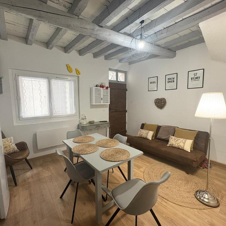 L Oustau de la Roquette Arles Centre - Two-Bedroom Apartment - 9