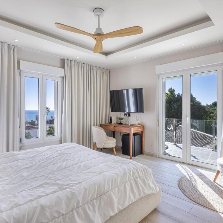 Stunning 5-Bed Villa with Private Pool - Villa - 30