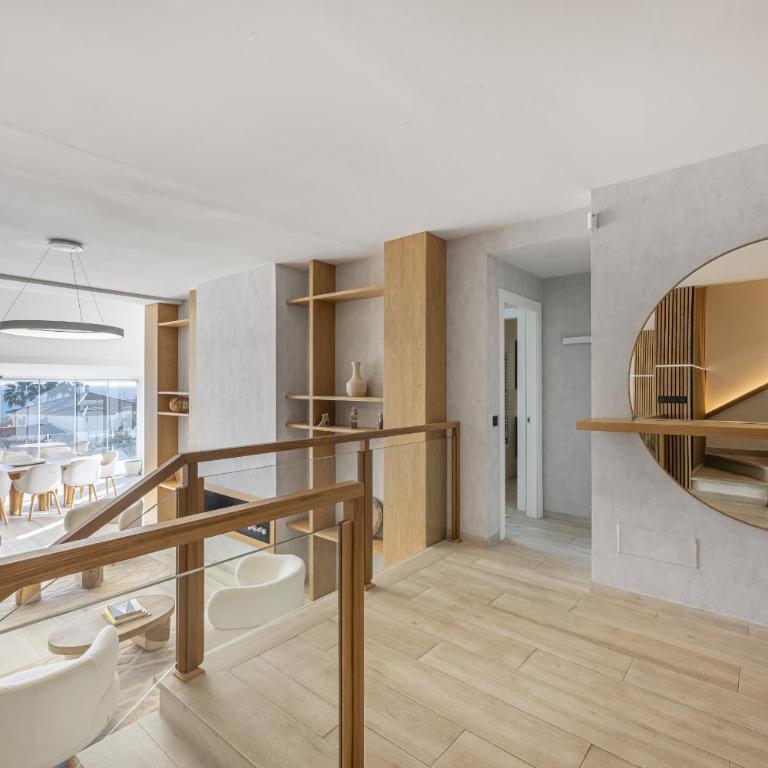 Stunning 5-Bed Villa with Private Pool - Villa - 36