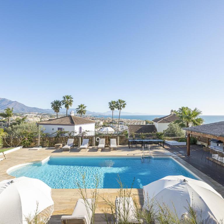 Stunning 5-Bed Villa with Private Pool - Villa - 64