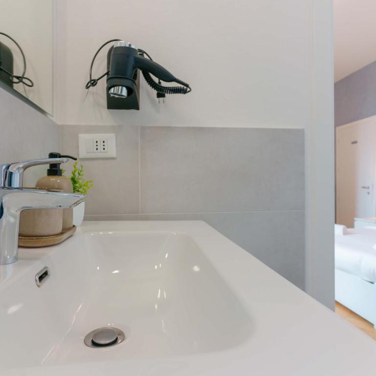 Le Suites dell'Edera - Historic Palace with Old Town Views - Camera Matrimoniale Deluxe - 12