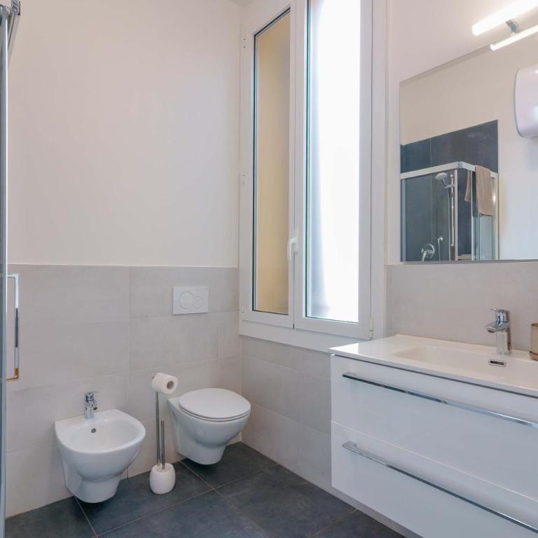 Le Suites dell'Edera - Historic Palace with Old Town Views - Camera Matrimoniale Deluxe - 8
