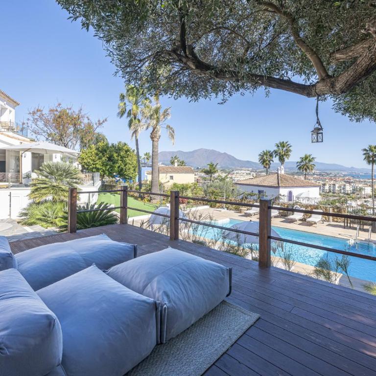 Stunning 5-Bed Villa with Private Pool - Villa - 92