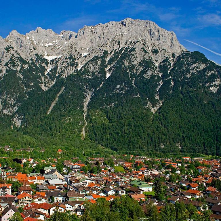 Chalet Felseneck - Ihr privates Ferienhaus in den bayerischen Alpen - Haus mit 5 Schlafzimmern - 44