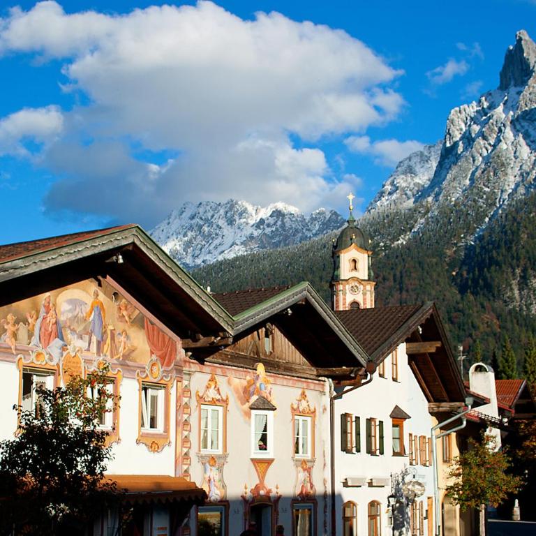 Chalet Felseneck - Ihr privates Ferienhaus in den bayerischen Alpen - Haus mit 5 Schlafzimmern - 45