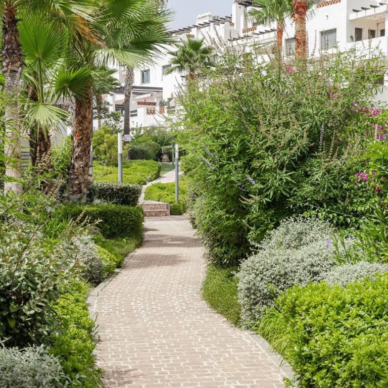 Duplex Penthouse in Sunset Golf Estepona with pool - SUNSET GOLF 12 - Apartamento de 1 dormitorio con vistas al mar - 5