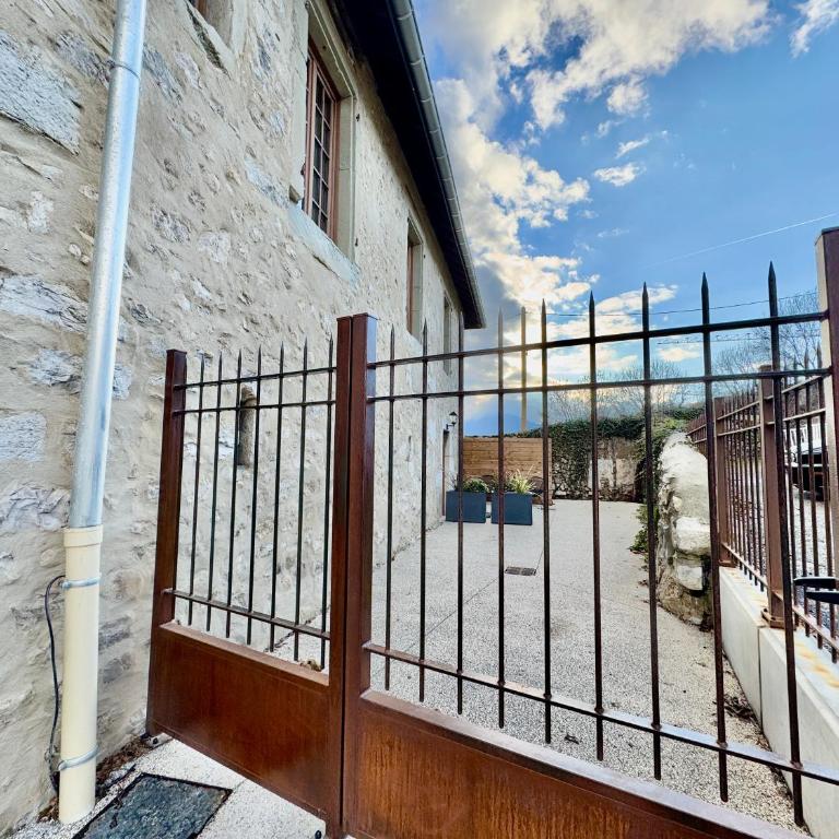 Mont Pellat - Spacieux studio au Charme Unique - Appartement - Rez-de-Chaussée - 4