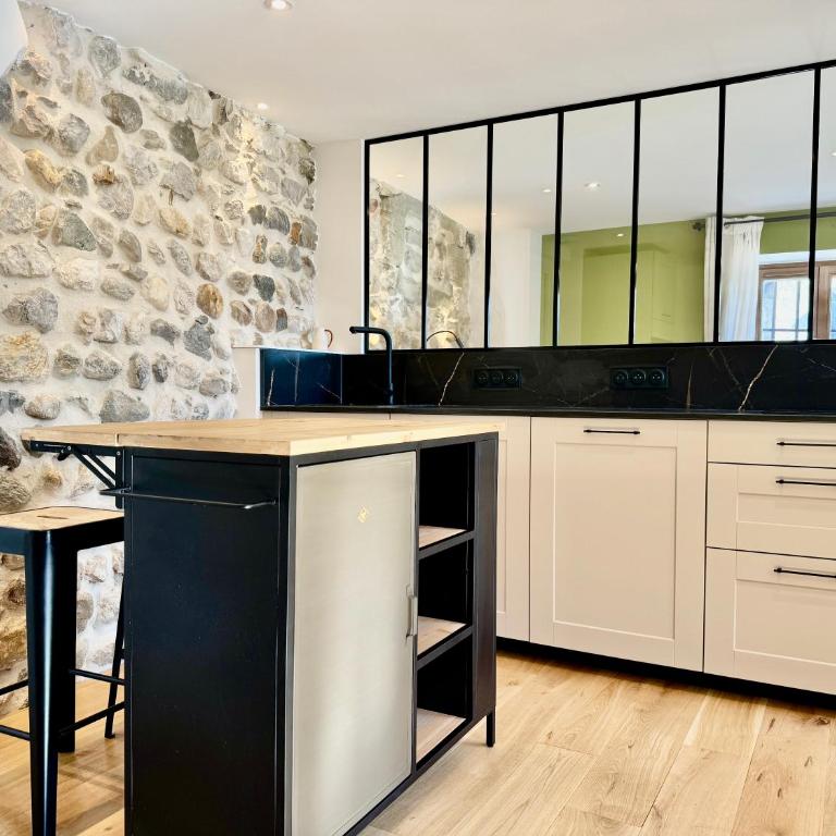 Mont Pellat - Spacieux studio au Charme Unique - Appartement - Rez-de-Chaussée - 9
