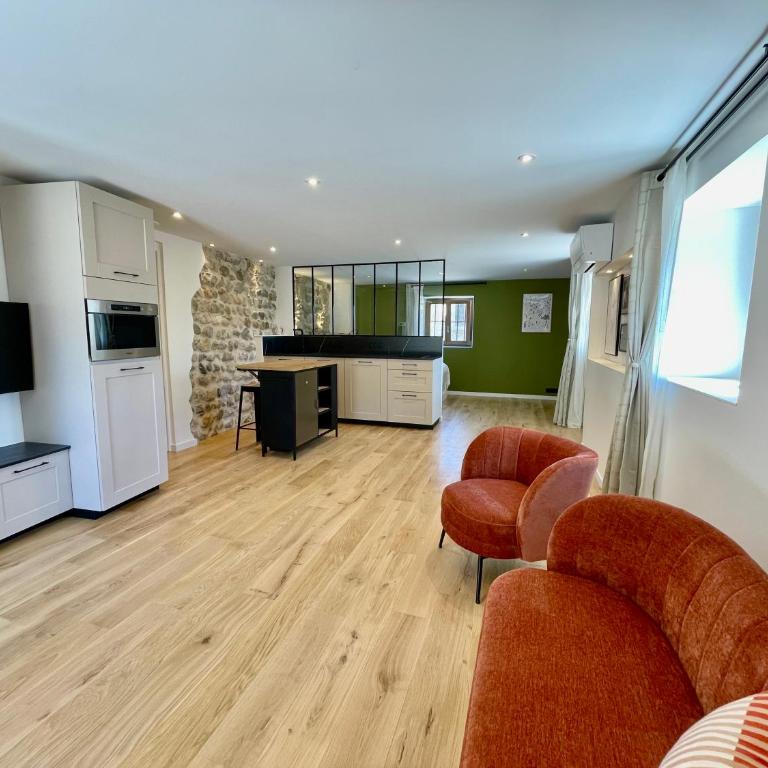 Mont Pellat - Spacieux studio au Charme Unique - Appartement - Rez-de-Chaussée - 26