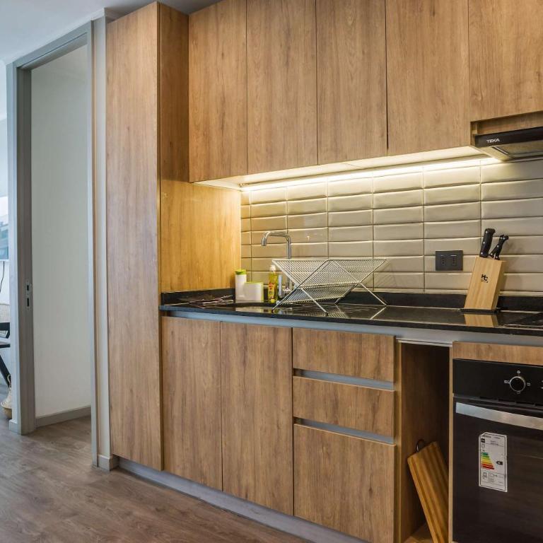 Urban Getaway Stylish 2BR Apartment in Providencia - Apartment - 17