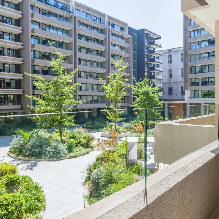 Urban Getaway Stylish 2BR Apartment in Providencia - Apartment - 21