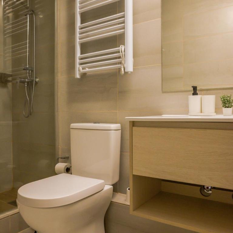 Urban Getaway Stylish 2BR Apartment in Providencia - Apartment - 27