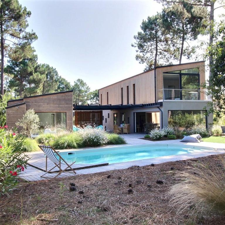 Villa d'Exception 7 chambres au coeur du golf de Biscarrosse - Villa avec Piscine Privée - 2