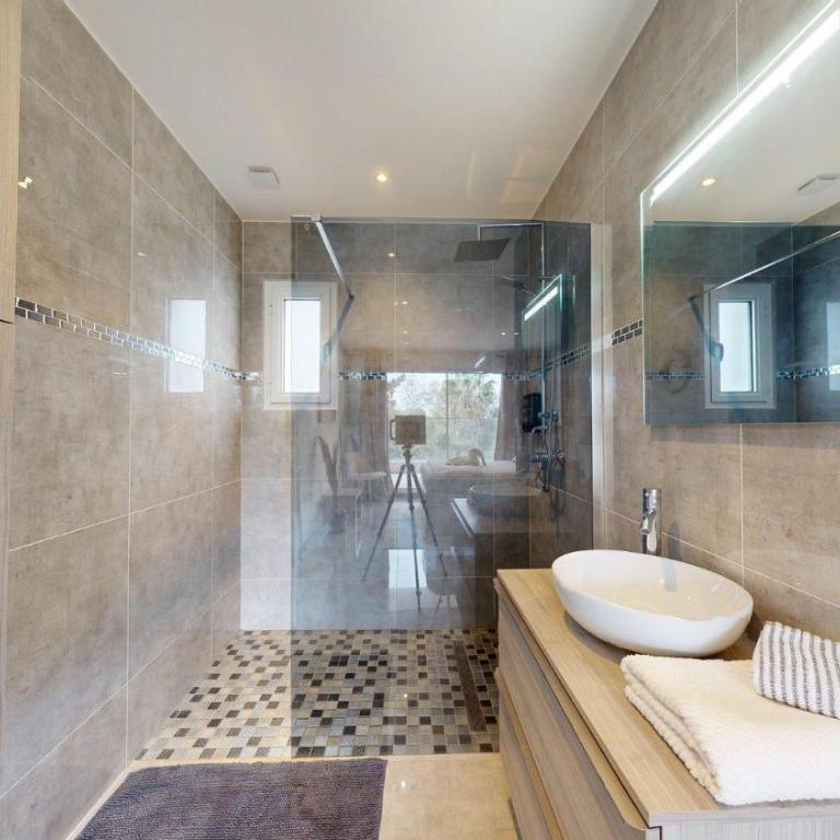 Villa climatisée avec piscine privée et 3 suites parentales Plage à 10 min à pied - Villa con 3 Camere da Letto - 25