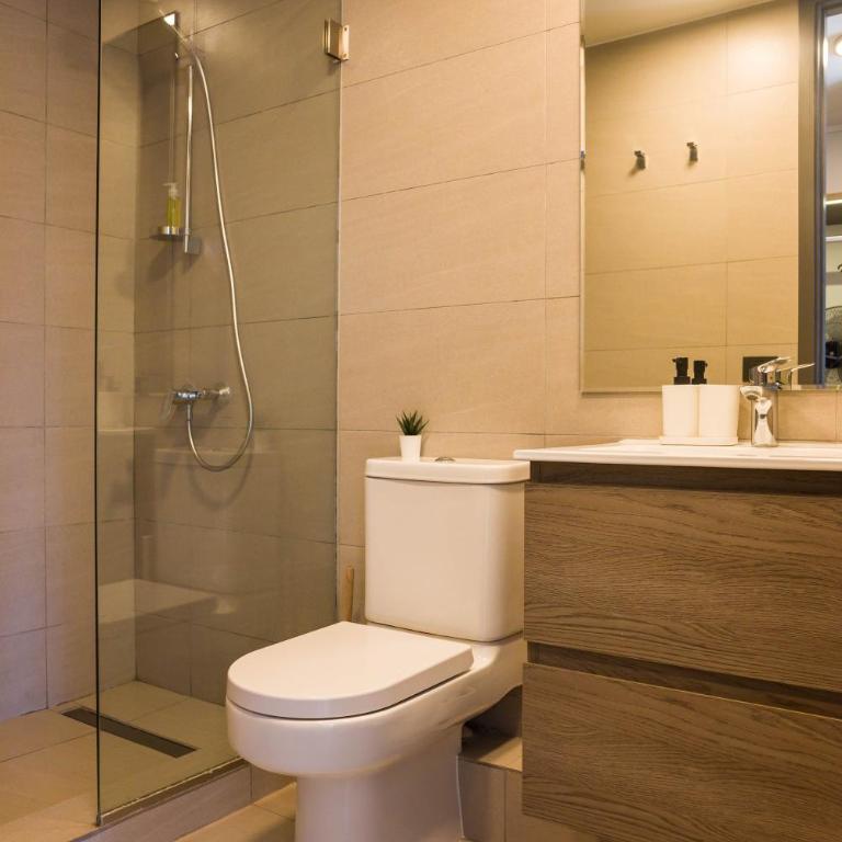Enjoy Space and Comfort in 2BE in Las Condes - Apartment - 25