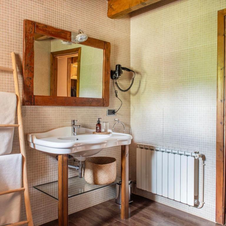 Mas Sant Marc - Family Apartment with Garden - 11
