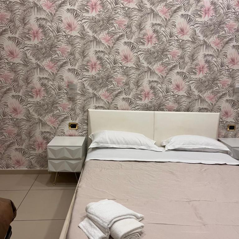Hotels Int&rnational Napoli - Camera Tripla - 23