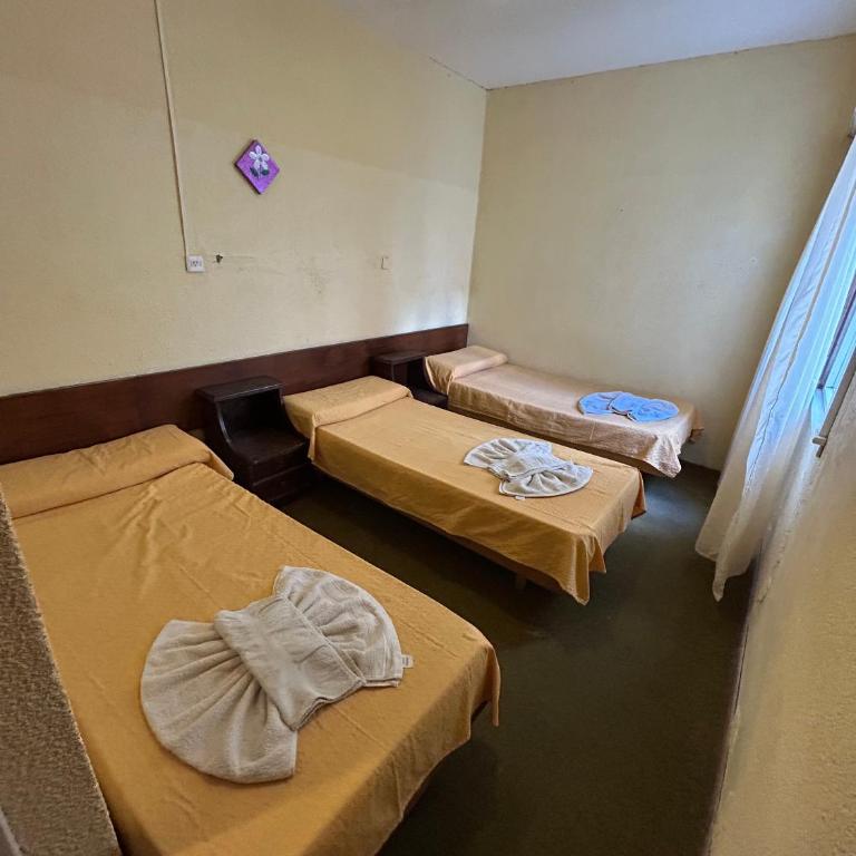 Hotel Kansas - Habitación Triple - 1