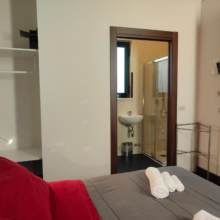 CconfortHotels Dimora San Triggiano - Three-Bedroom Apartment - 56