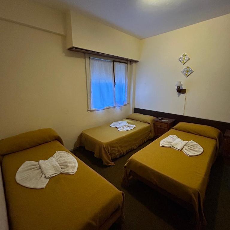 Hotel Kansas - Habitación Triple - 2