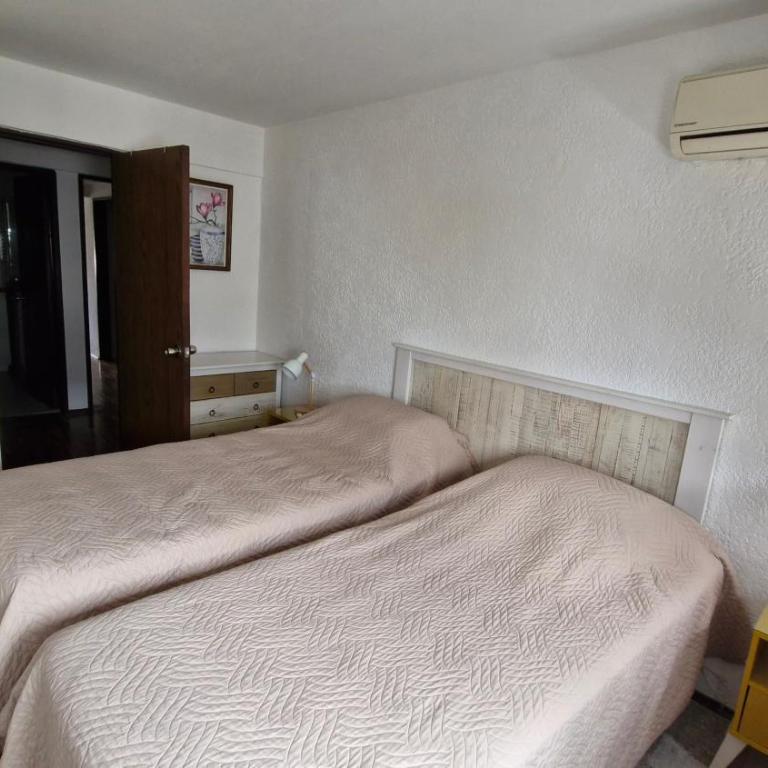 Amplio Apto en Cordón con Garage y Zona de Juegos - Three-Bedroom Premium Apartment - 8