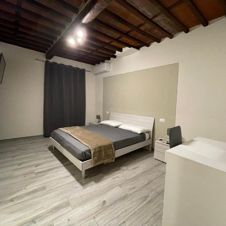 Rent room Iacopo - Camera Matrimoniale con Bagno Privato - 1