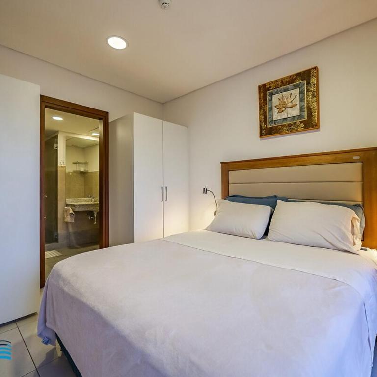 Amplio depto de un dormitorio a 20 metros del Shopping del Sol - One-Bedroom Apartment - 3