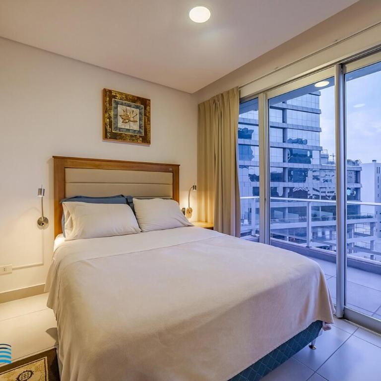 Amplio depto de un dormitorio a 20 metros del Shopping del Sol - One-Bedroom Apartment - 7