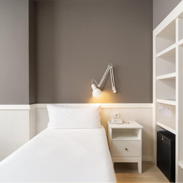 Paral·lel - Double or Twin Room - 4