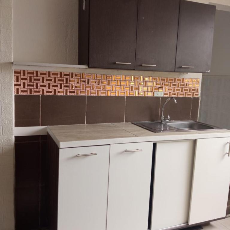 SUITE CUMBAYA Junto Reservorio - One-Bedroom Apartment - 9