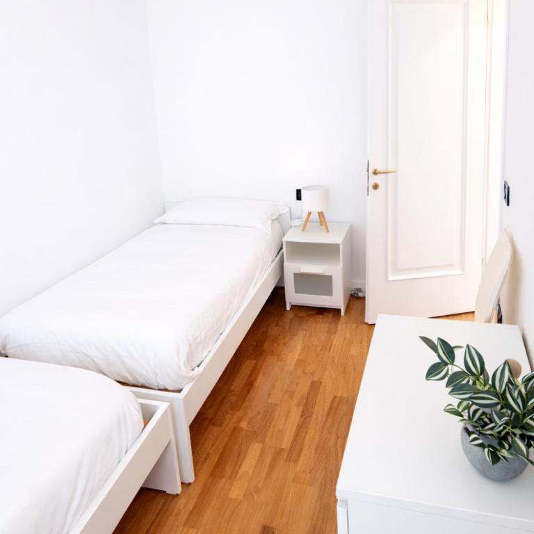 Domus Solferino - Private Parking near Airport & City Center - Apartamento de 2 dormitorios con balcón y terraza - 9
