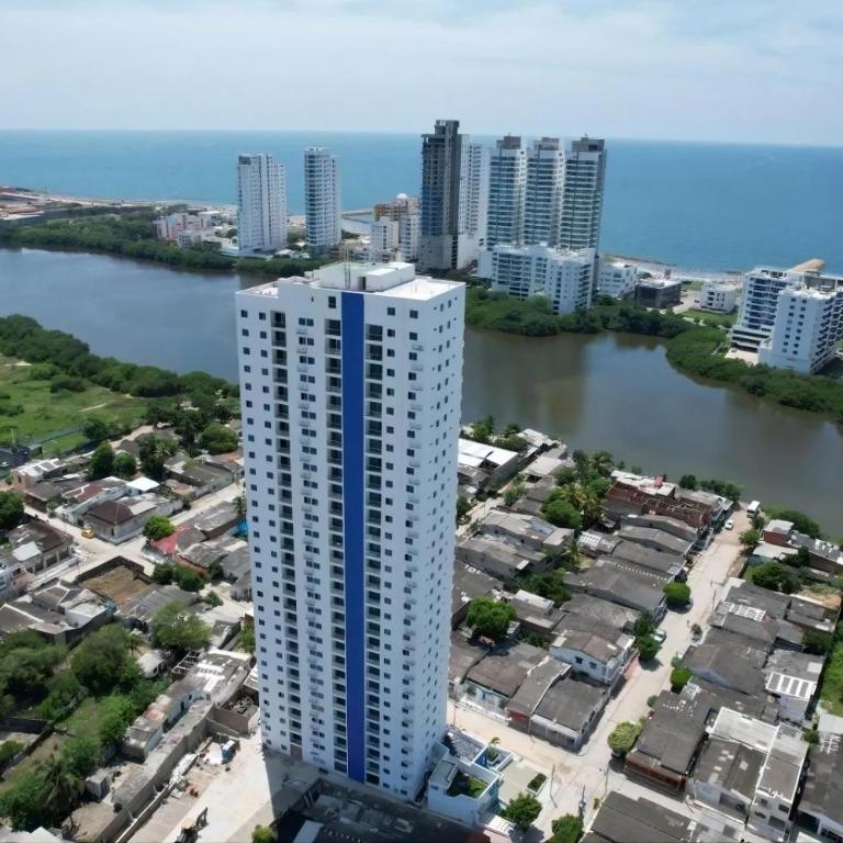 Apartamento de 3 habitaciones con Vista al Mar - Three-Bedroom Apartment - 3