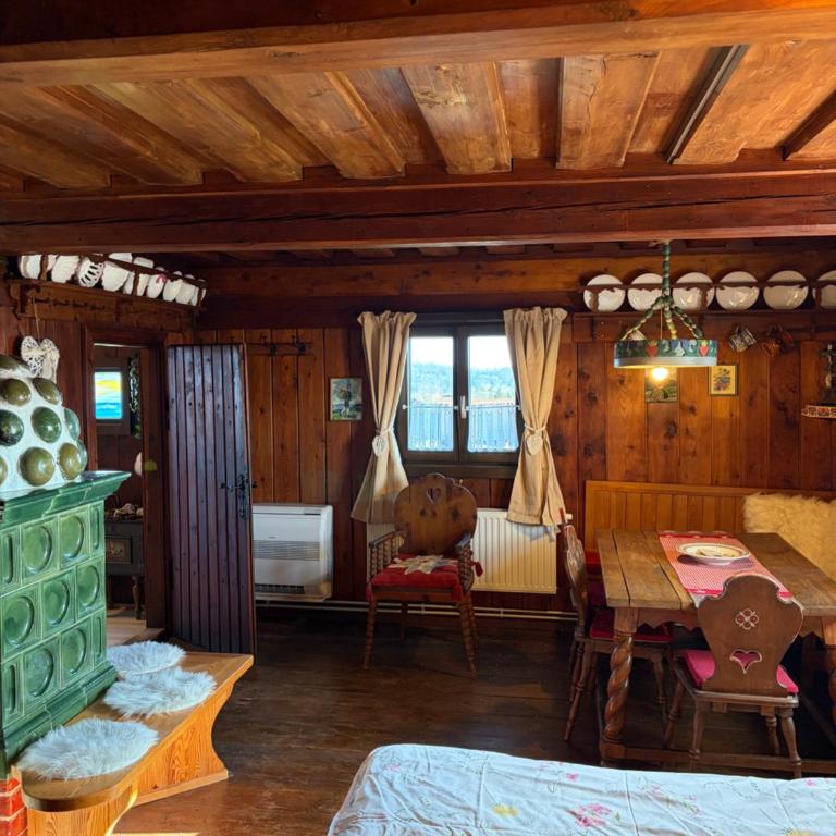 Uriges Bauernhaus mit Blick auf Graz - Chalet - 26