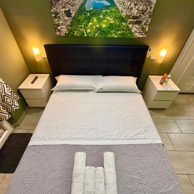 Dream Guest House - Camera Matrimoniale Deluxe con Balcone - 4