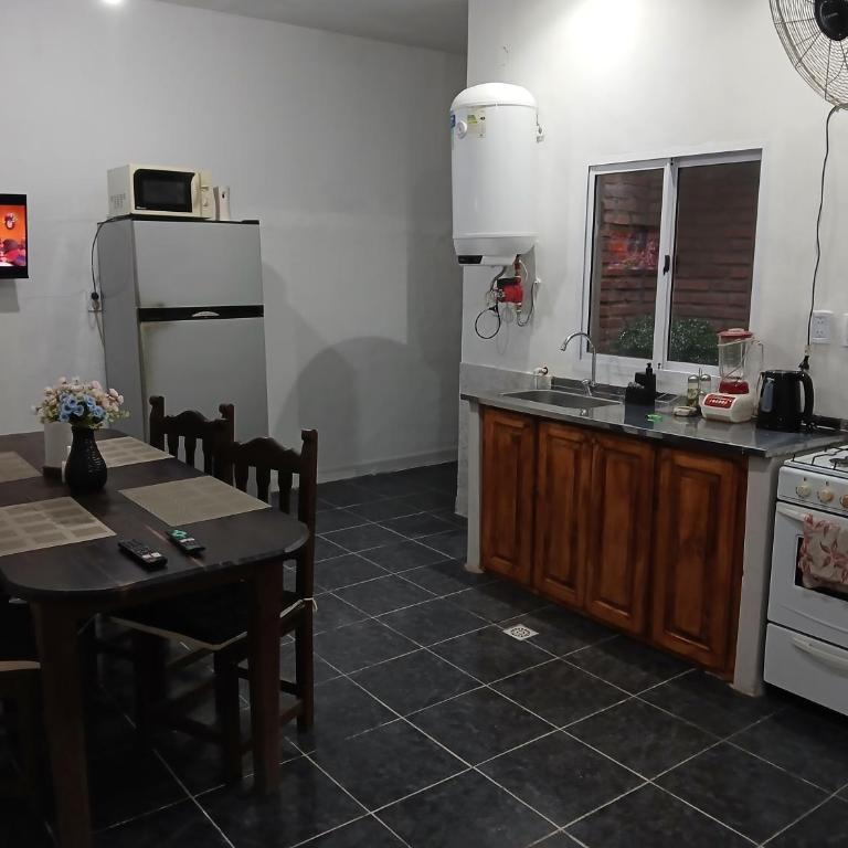 Amplio departamento zona céntrica - Apartamento de 1 dormitorio - 3